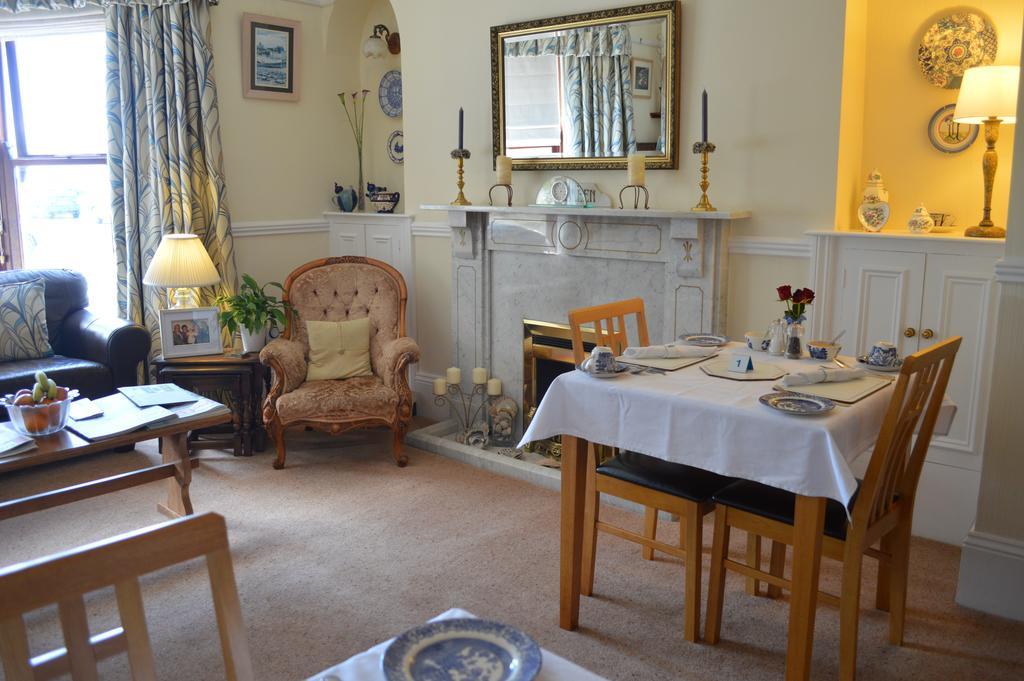 פמברוק Rosedene Guest House מראה חיצוני תמונה