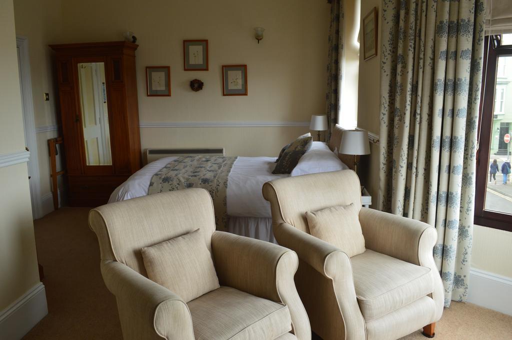 פמברוק Rosedene Guest House מראה חיצוני תמונה