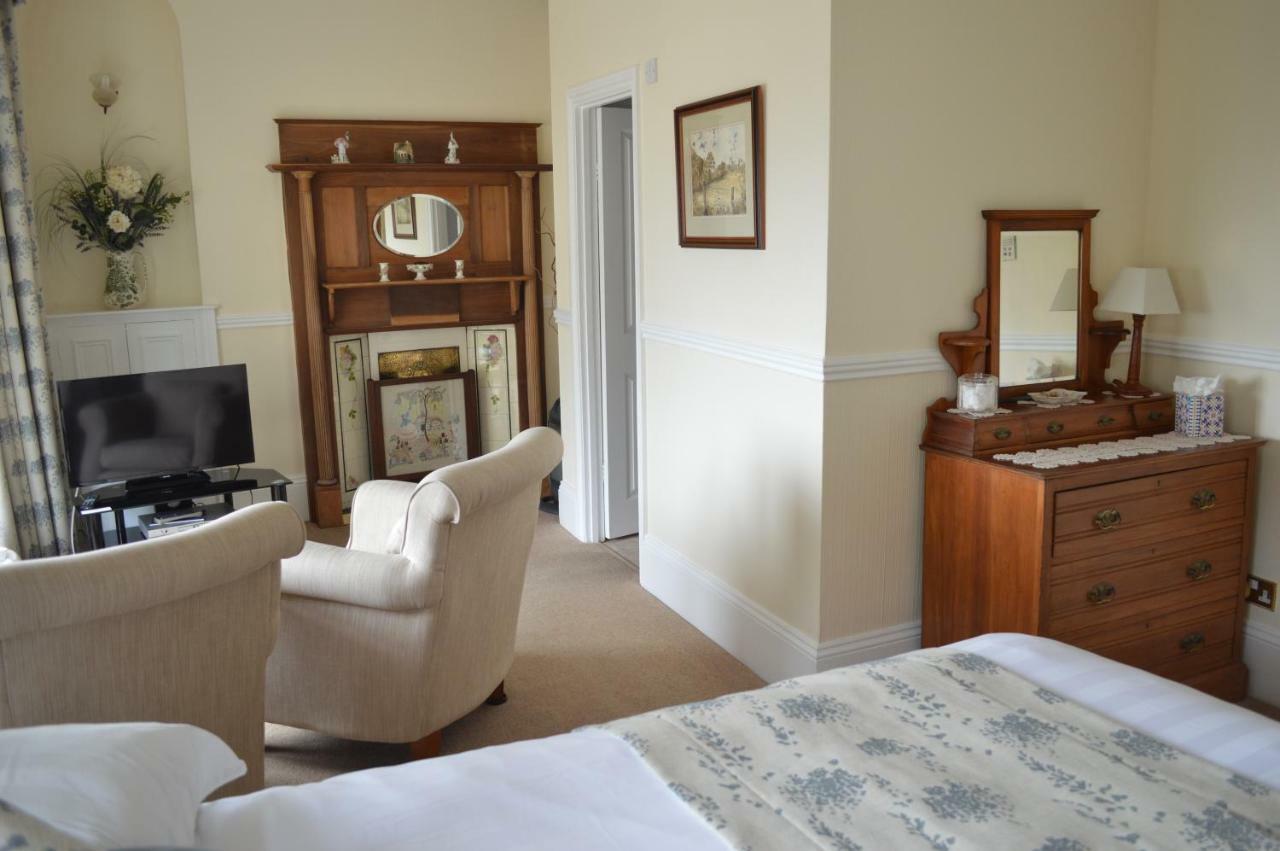 פמברוק Rosedene Guest House מראה חיצוני תמונה