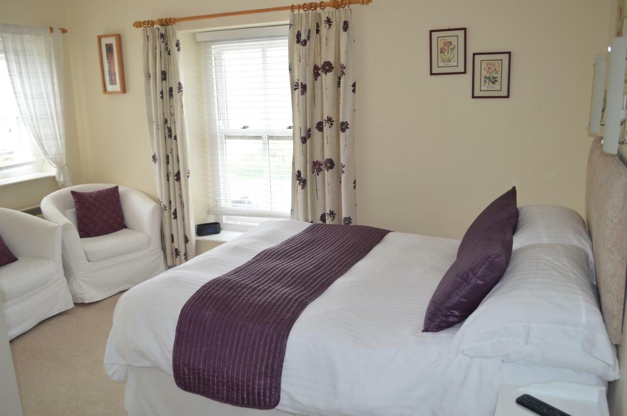 פמברוק Rosedene Guest House מראה חיצוני תמונה