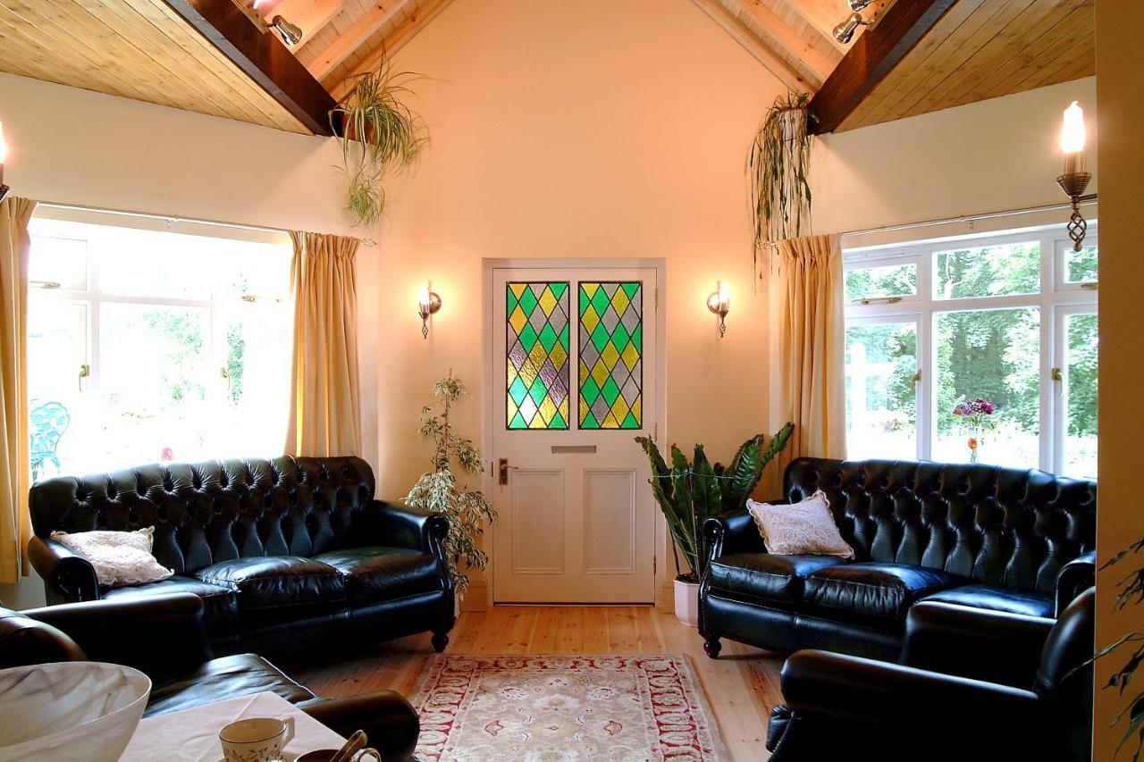 פמברוק Rosedene Guest House מראה חיצוני תמונה