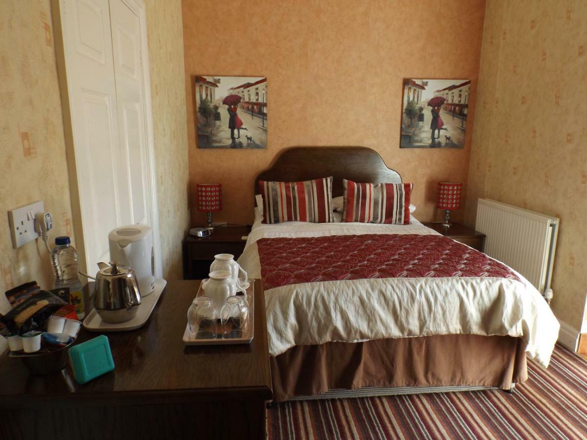 פמברוק Rosedene Guest House מראה חיצוני תמונה