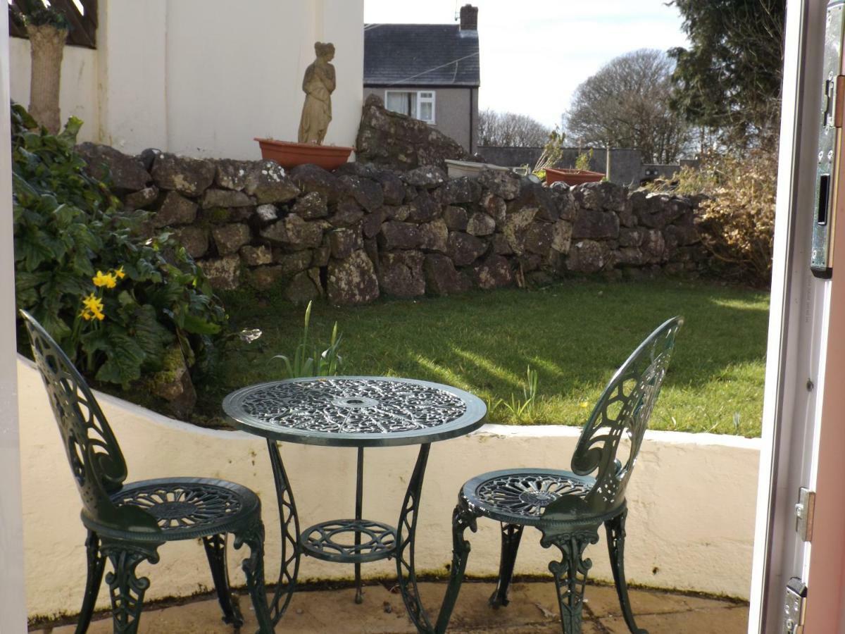 פמברוק Rosedene Guest House מראה חיצוני תמונה